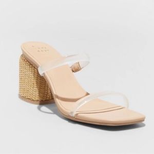 A New Day Miley Heel